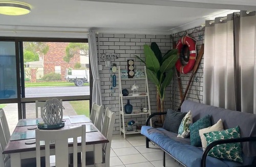 Bongaree Apartment | whalecome house Bongaree