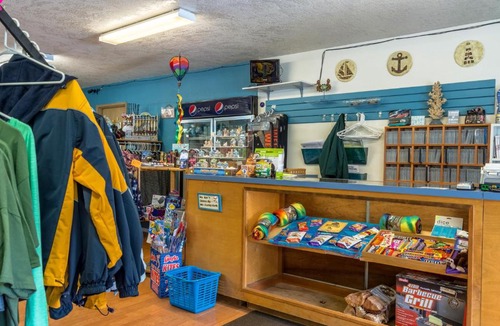 South Beach Resort | Whalers Rest Cottage 1