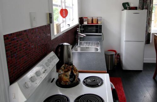 Whangamomona House | Whanga Bridge House