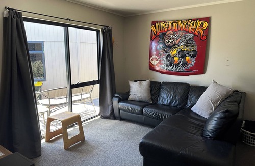 Whangapoua House | Whangapoua by the beach