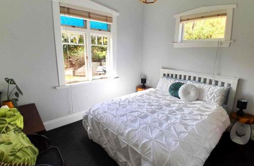 Mangapai Bed & Breakfast | Whareora Lodge