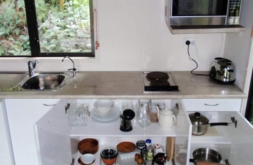 Kerikeri Cottage | Wharepuke Subtropical Accommodation