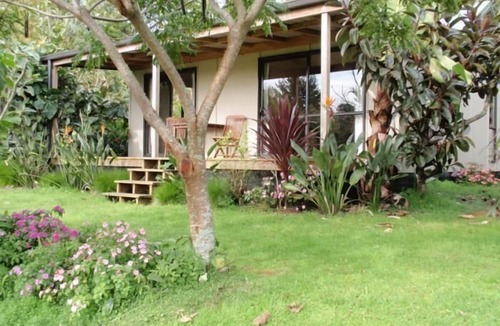 Kerikeri Cottage | Wharepuke Subtropical Accommodation