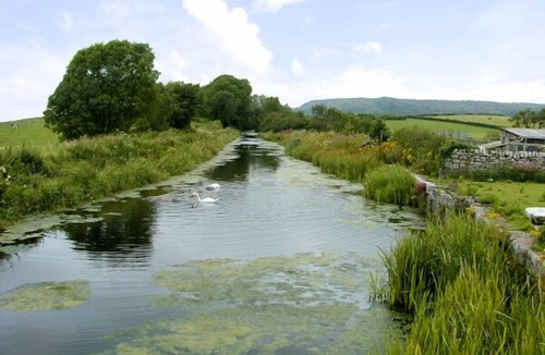 Burton Cottage | Wharf Cottage, BURTON-IN-KENDAL
