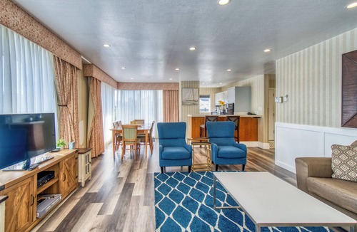 Fisherman's Wharf Hotel | Wharf Inn