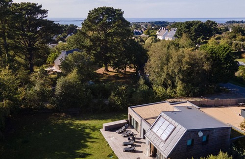 Pleumeur-Bodou Villa | What if luxury was space