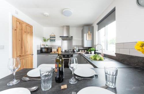 Helford Passage Apartment | Wheal Rose -Beautifully Fitted Lodge Helston Cornwall