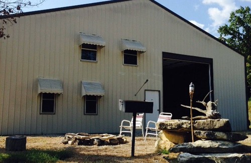 Wheatland Cabin | Wheatland Lodge by Lucas Oil Raceway