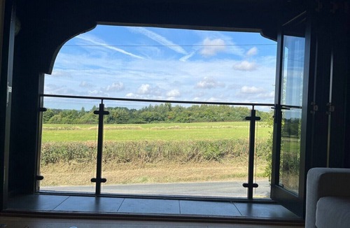 Manningtree House | Wheatsheaf Barn Retreat