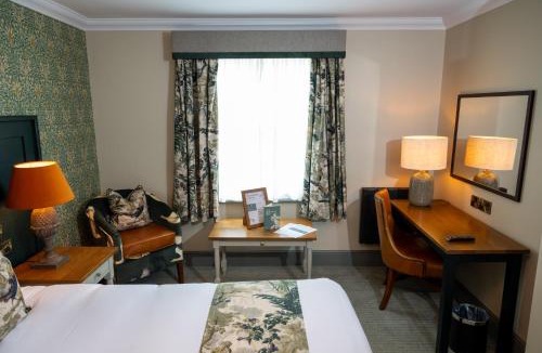 Runnymede Hotel | Wheatsheaf Hotel by Chef & Brewer Collection