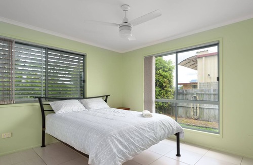 Tin Can Bay House | Wheelchair accessible Home with Pool