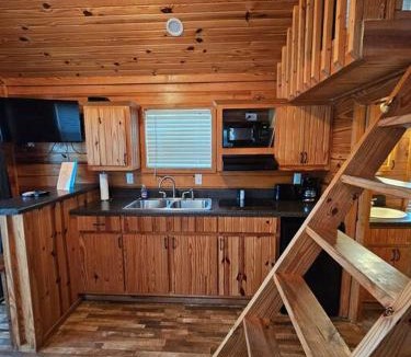 Stilwell House | Wheeler Lake Riverbend Haven 2