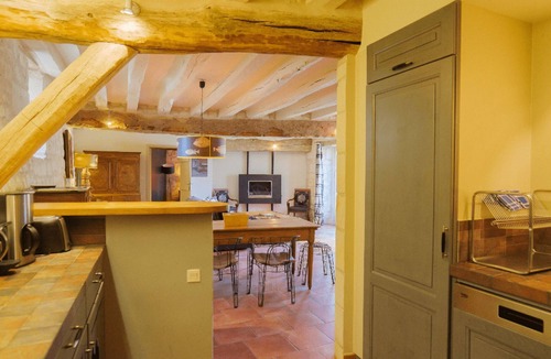 Candes-Saint-Martin House | When heritage, art and well-being meet