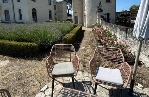 Candes-Saint-Martin House | When heritage, art and well-being meet