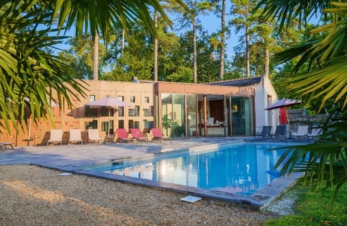 Candes-Saint-Martin House | When heritage, art and well-being meet