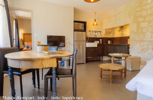 Candes-Saint-Martin House | When heritage, art and well-being meet