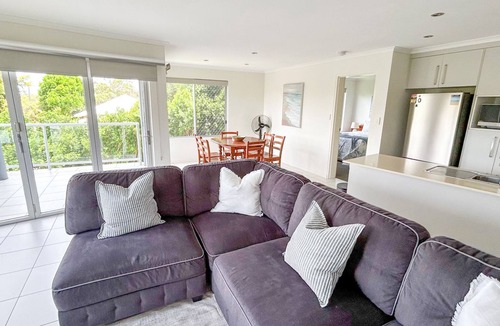 Bargara Apartment | Where bush meets the sea