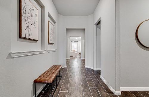 Burleson House | Where Comfort Meets Convenience
