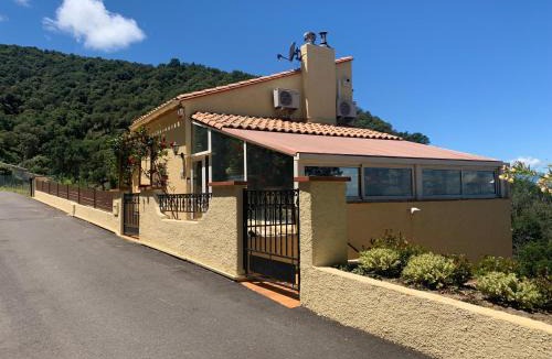 Laroque-des-Alberes Apartment | Where Eagles Fly Villa