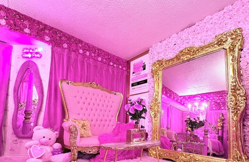 Dallas Apartment | Where luxury blooms and every day feels like magic!