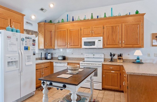 Sea Scape House | Where R You?: Private Pool, Quiet Retreat, OBX