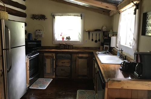 Rocky Gap Cabin | Where Rustic meets Romantic.