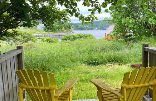 Heart's Content House | Where Your Heart’s Content Glamper w/firepit Waterfront Centrally Located