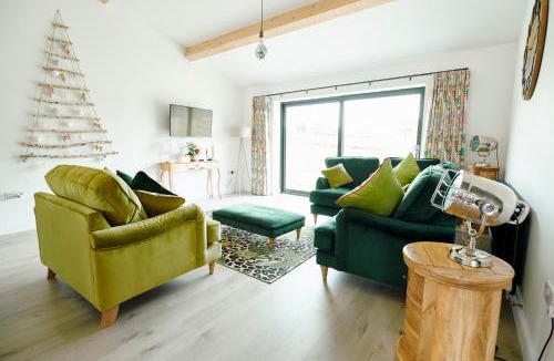 Settle House | Whernside Lodge