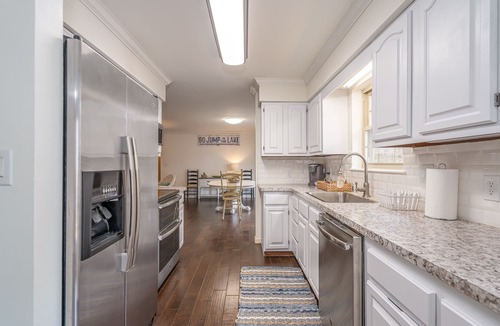 Hot Springs Village House | Whether You Want to Relax or Be Active, The Cove on Coronado Has It All!