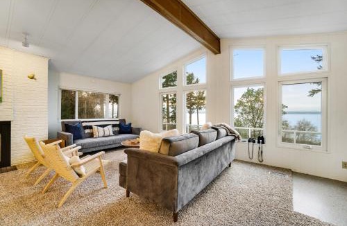 Lagoon Point House | Whidbey Island Wonder