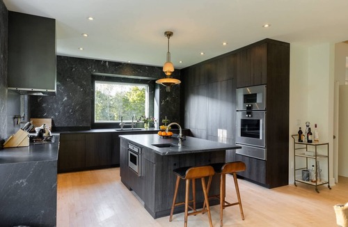 Town of Washington House | Whimsy Woods - 14 Acre Millbrook Estate with Pool