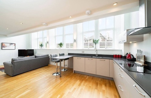 Broughty Ferry Apartment | Whinny Brae - Quirky Conversion