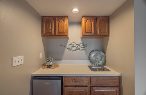 Innsbrook House | Whippoorwill Manor by Innsbrook Vacations!