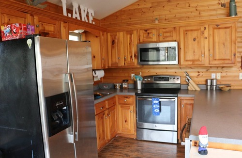 Rambo Riviera Cabin | Whippoorwill Ridge- Waterfront cabin on beautiful Beaver Lake