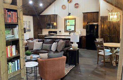 Jasper Cabin | Whippoorwill Run Cabin — Jasper, AR