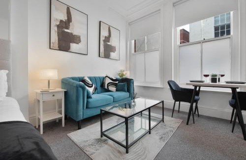 Pontrilas Apartment | WhiskAwayStays Foregate Studio No 2