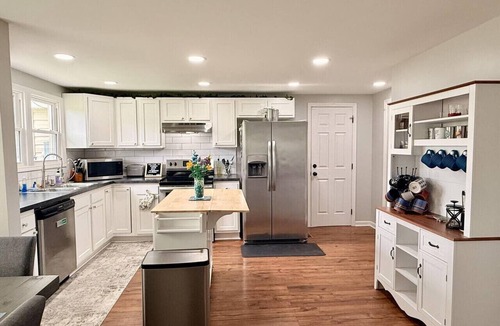 Beattyville House | Whisker Ridge-Hot Tub, Firepit, PMRP area