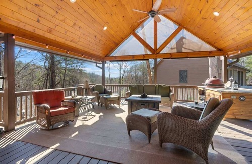 My Mountain Cabin | Whispering Bear Lodge