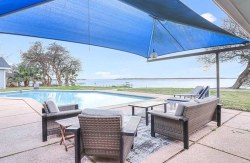 Ingleside House | Whispering Breezes at Windy Hill