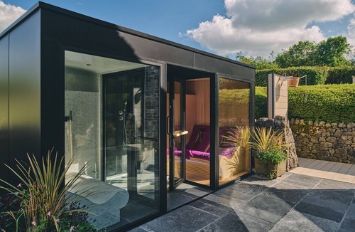 East Horrington Cottage | Whispering Leaves - Luxury Cottages