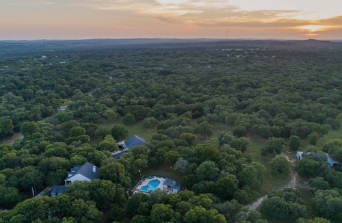 Dripping Springs House | Whispering Oaks Estate: Pool/Spa/Fire Pit/10 Acres