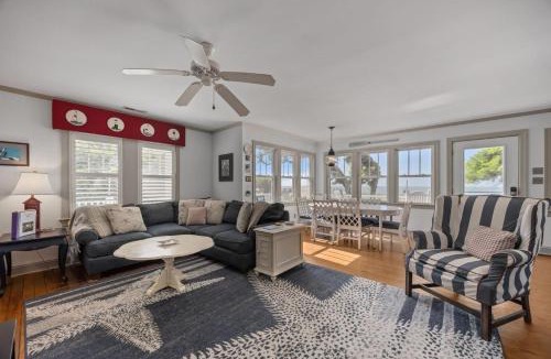 Harkers Island House | Whispering Oaks