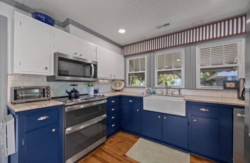 Harkers Island House | Whispering Oaks- Sound Front, Pet Friendly