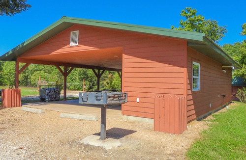 Leasburg Cabin | Whispering Pines #2 & #3 Cabins.