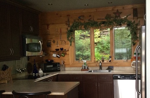 Irondale Cottage | Whispering Pines