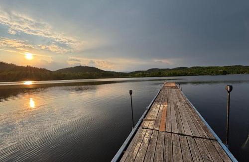Notre-Dame-de-Pontmain House | Whispering pines cabin