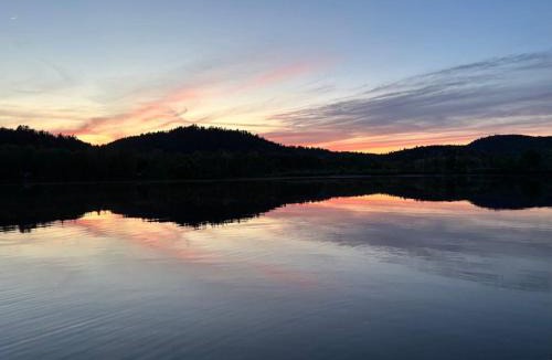 Notre-Dame-de-Pontmain House | Whispering pines cabin