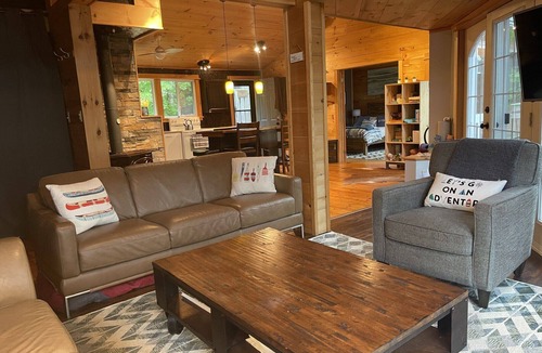 Bishop Corners Cottage | Whispering Pines Cottage