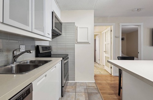 Collingwood Apartment | Whispering Pines Escape