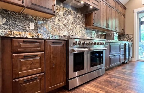 Lakeside House | Whispering Pines Forest Get Away